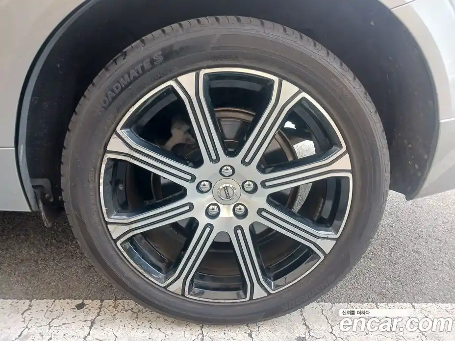Volvo XC60 2019 2.0 гидро в Москве № 164874, фото 5