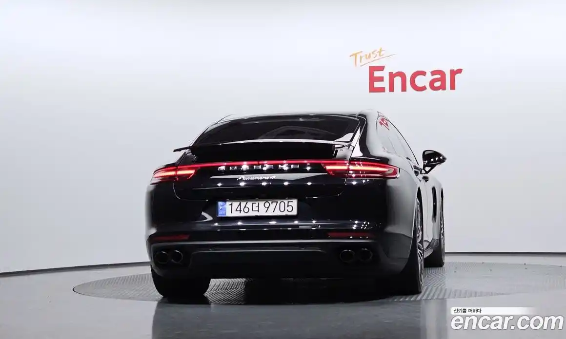 Porsche Panamera 2018 3.0 гидро в Москве № 165663, фото 4