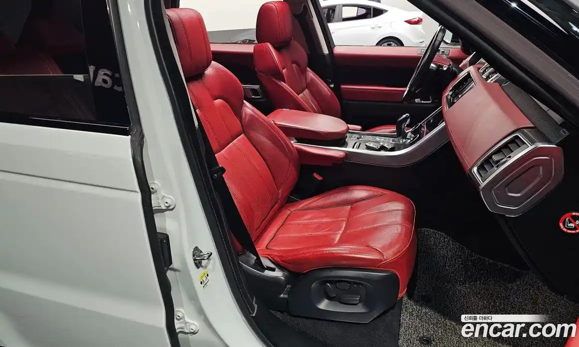 Land Rover Range-Rover Sport 2015 3.0 гидро в Москве № 166335, фото 10