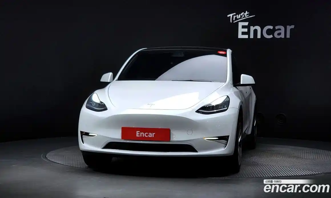 Tesla Model Y 2021 0.2 гидро в Москве № 167836, фото 3