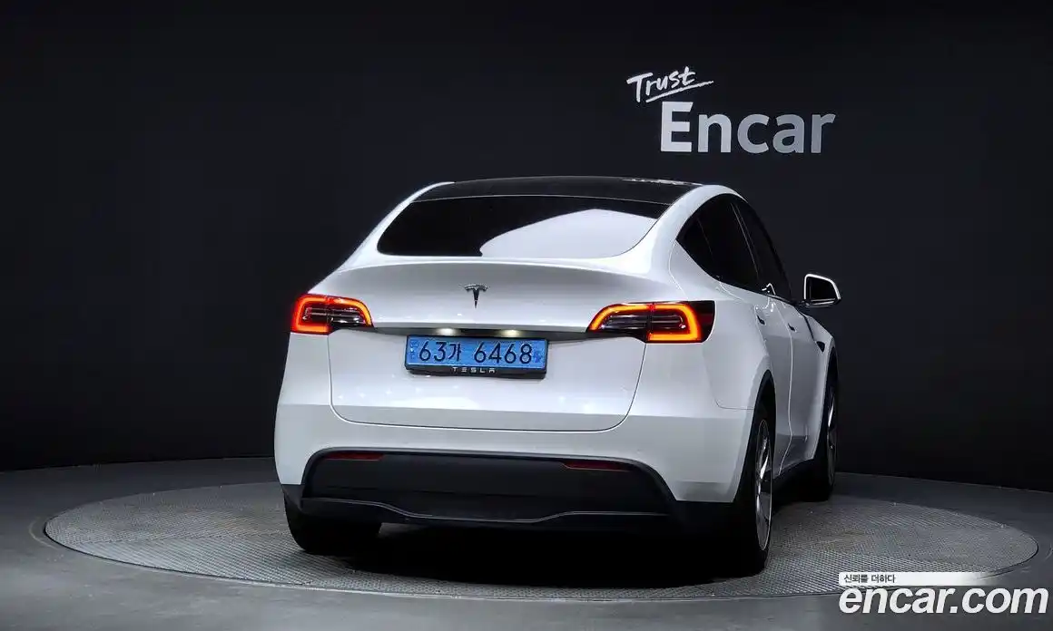 Tesla Model Y 2021 0.2 гидро в Москве № 167836, фото 4