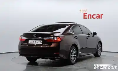 Lexus ES, 2017