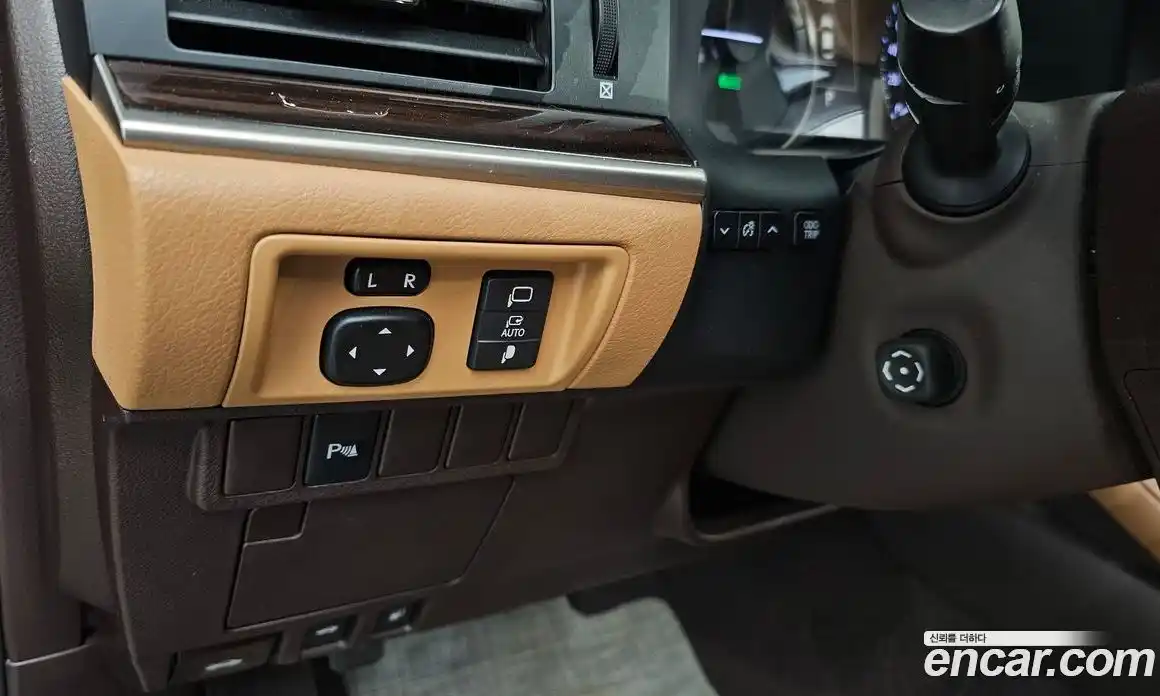 Lexus ES 2017 2.5 гидро в Москве № 168227, фото 12