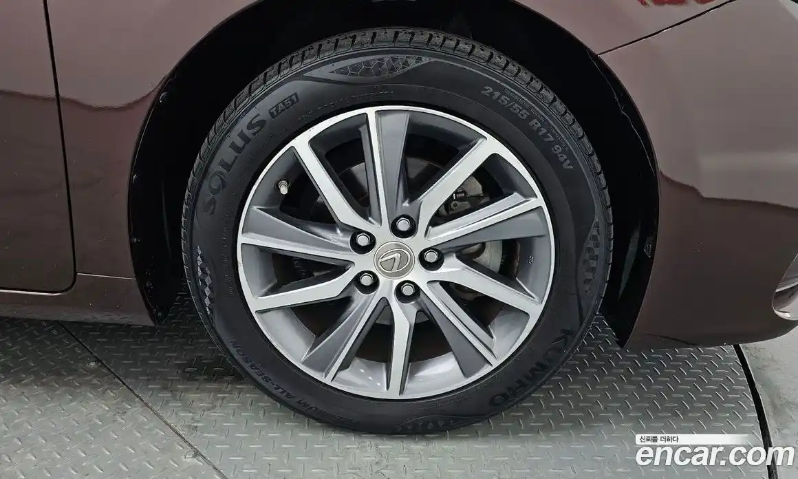 Lexus ES 2017 2.5 гидро в Москве № 168227, фото 4