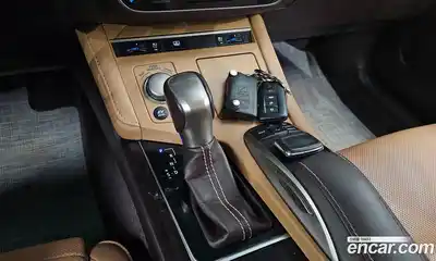 Lexus ES 2017 2.5 гидро в Москве № 168227, миниатюра 8
