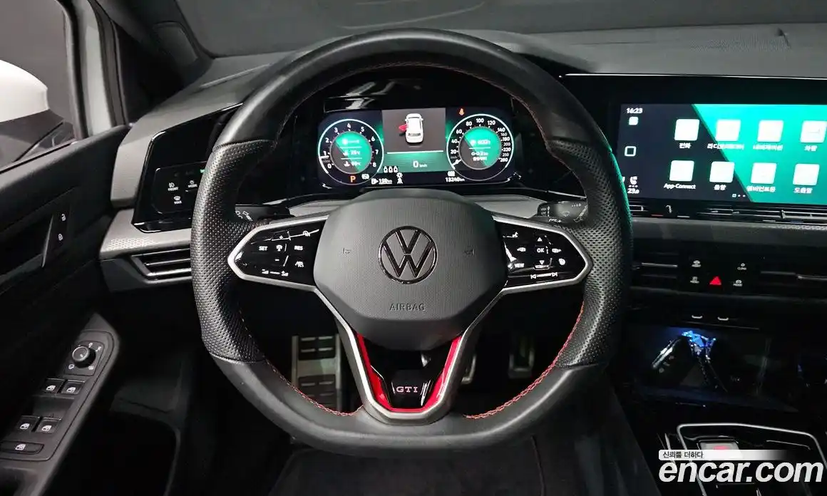 Volkswagen Golf 2024 2.0 гидро в Москве № 168442, фото 13