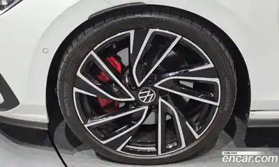 Volkswagen Golf 2024 2.0 гидро в Москве № 168442, миниатюра 5