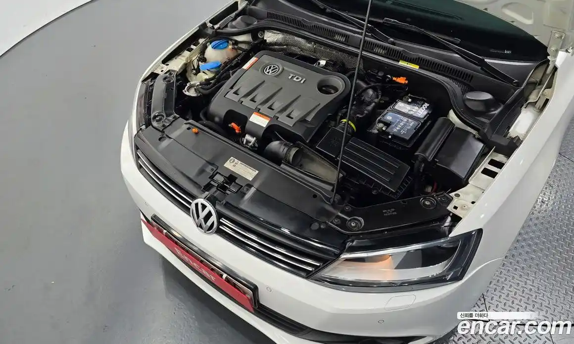Volkswagen Jetta 2011 2.0 гидро в Москве № 169058, фото 6