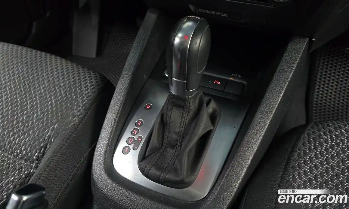 Volkswagen Jetta 2011 2.0 гидро в Москве № 169058, фото 9