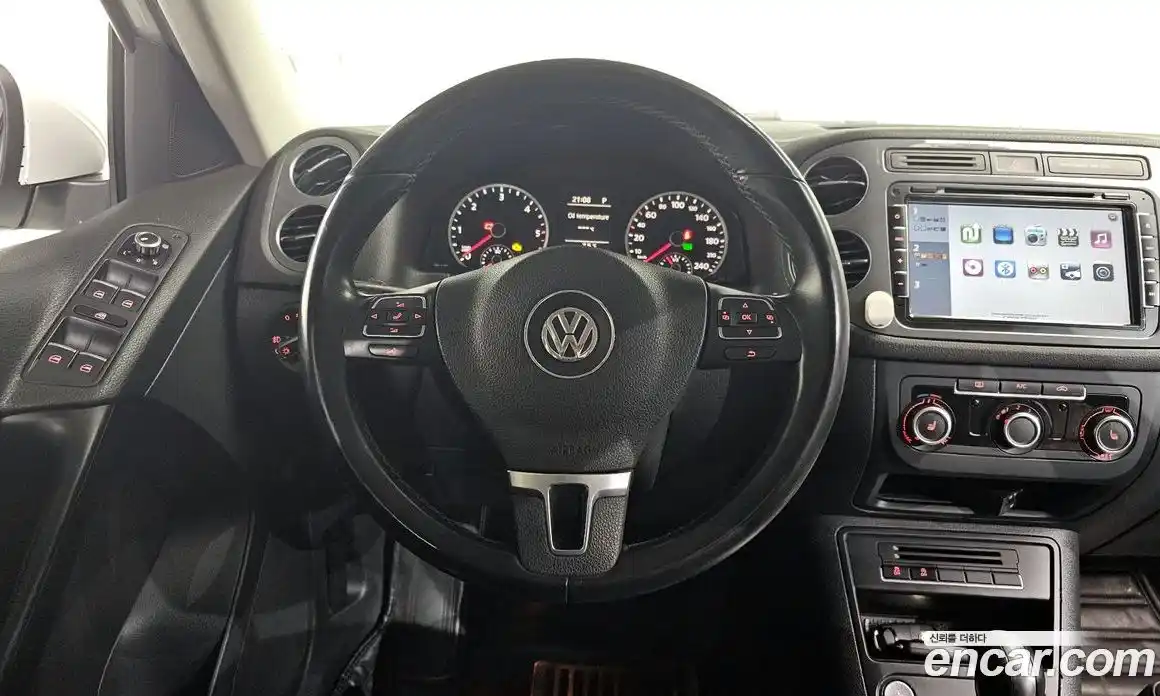 Volkswagen Tiguan 2014 2.0 гидро в Москве № 169072, фото 13