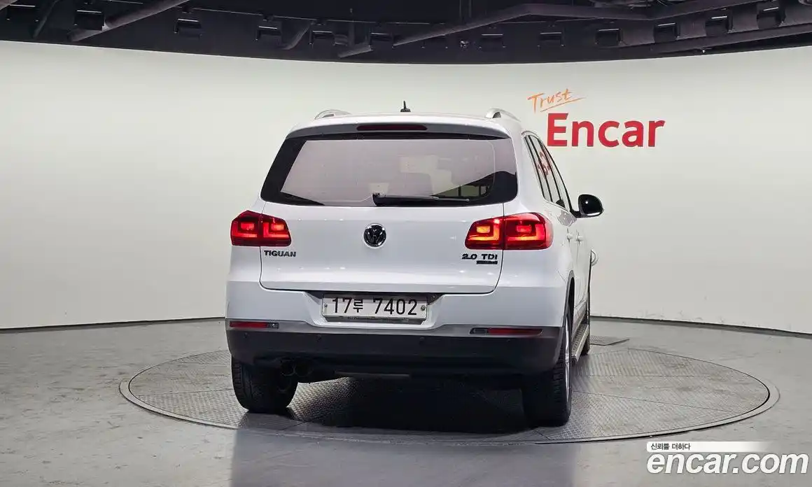 Volkswagen Tiguan 2014 2.0 гидро в Москве № 169072, фото 4