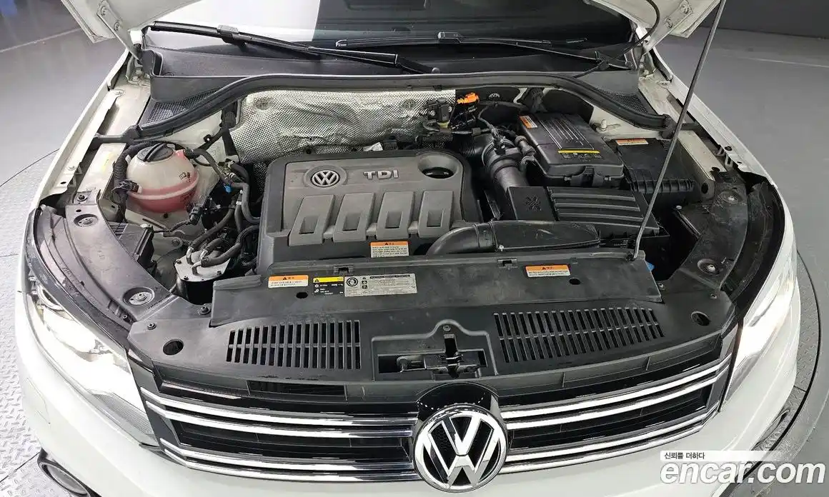 Volkswagen Tiguan 2014 2.0 гидро в Москве № 169072, фото 6