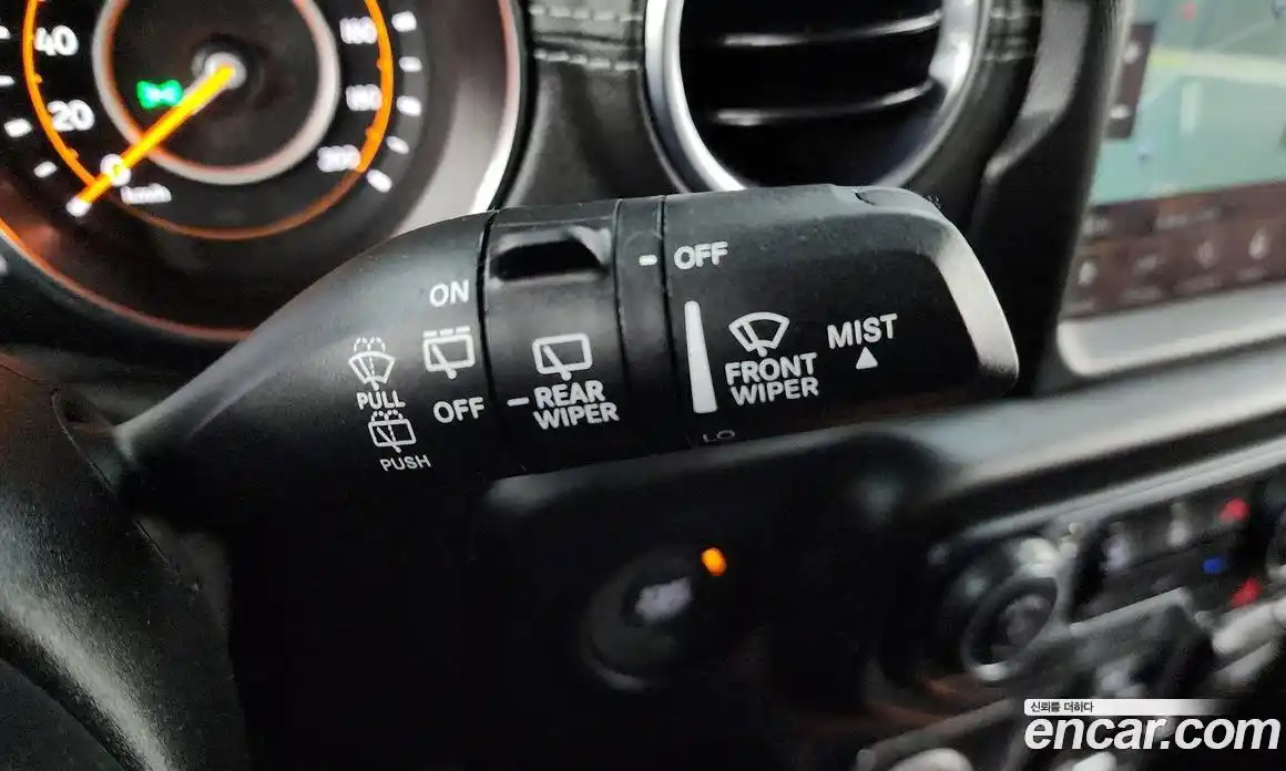 Jeep Wrangler 2019 2.0 гидро в Москве № 169332, фото 18