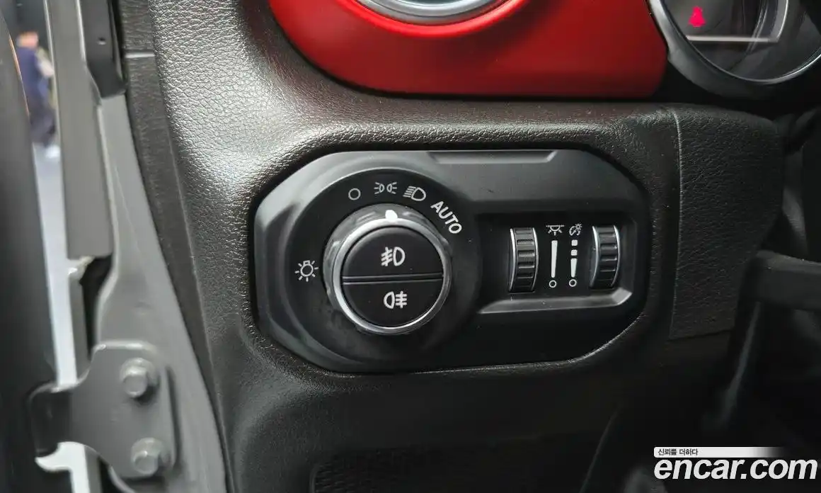 Jeep Wrangler 2022 2.0 гидро в Москве № 169518, фото 17