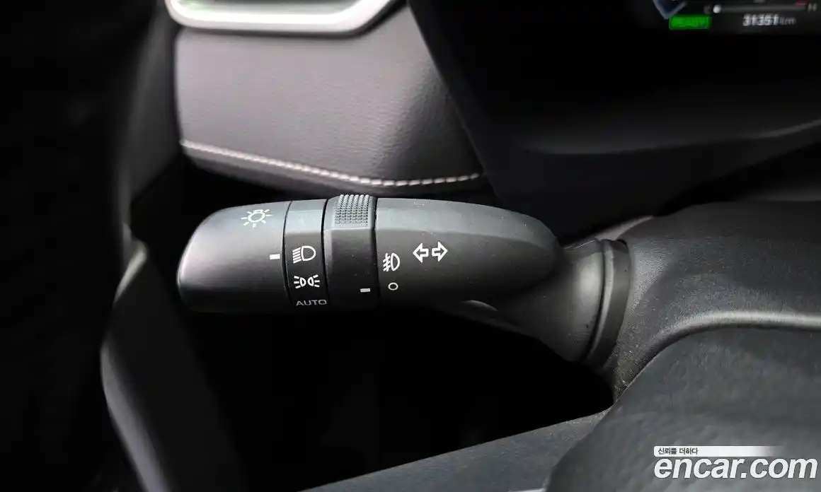Toyota RAV4 2023 2.5 гидро в Москве № 170170, фото 18