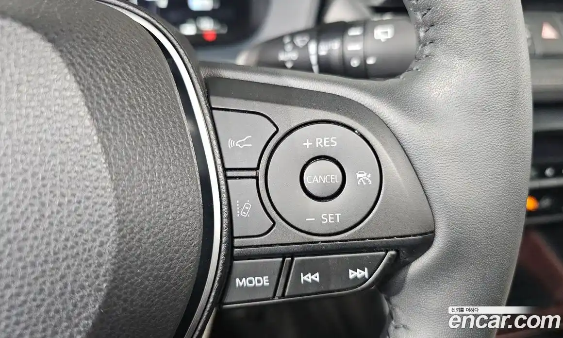 Toyota RAV4 2023 2.5 гидро в Москве № 170191, фото 16