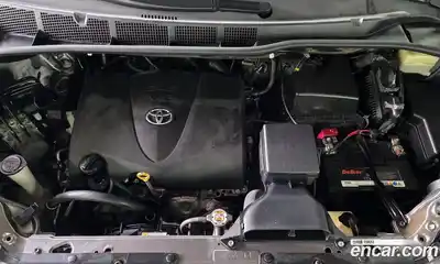 Toyota Sienna 2017 3.5 гидро в Москве № 170354, миниатюра 11