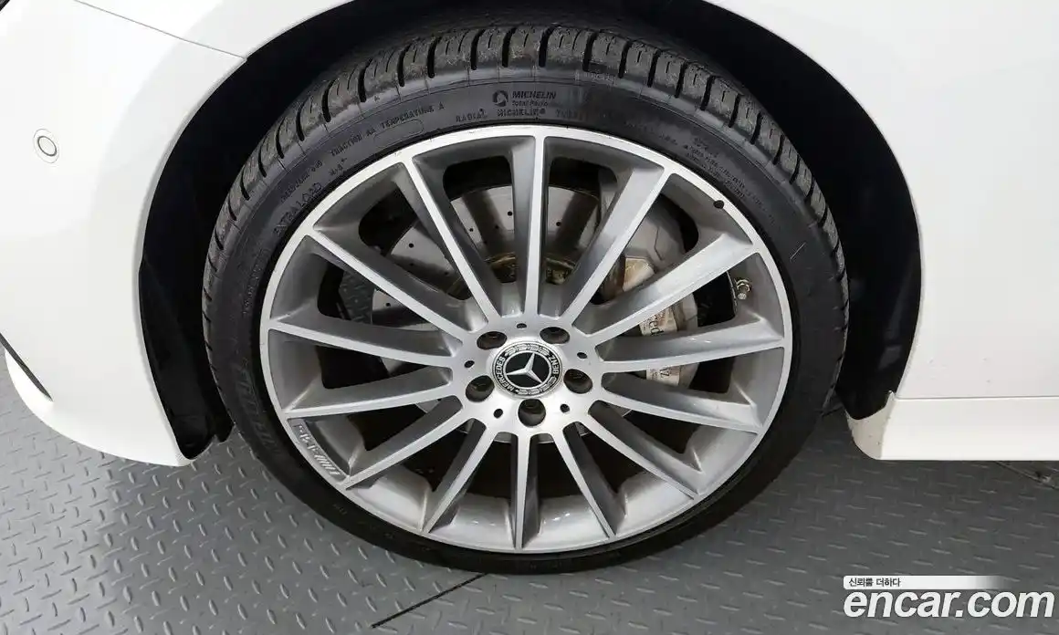 Mercedes-Benz E-Class 2023 3.0 гидро в Москве № 175628, фото 5