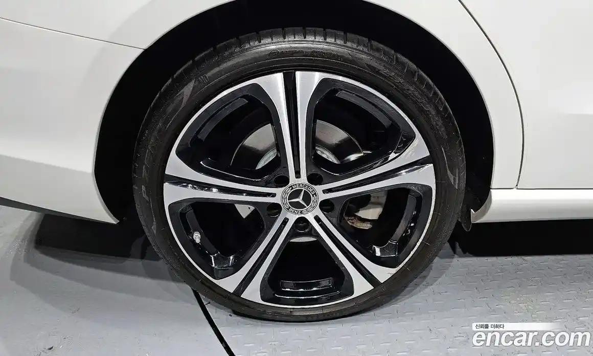 Mercedes-Benz C-Class 2023 2.0 гидро в Москве № 176517, фото 5