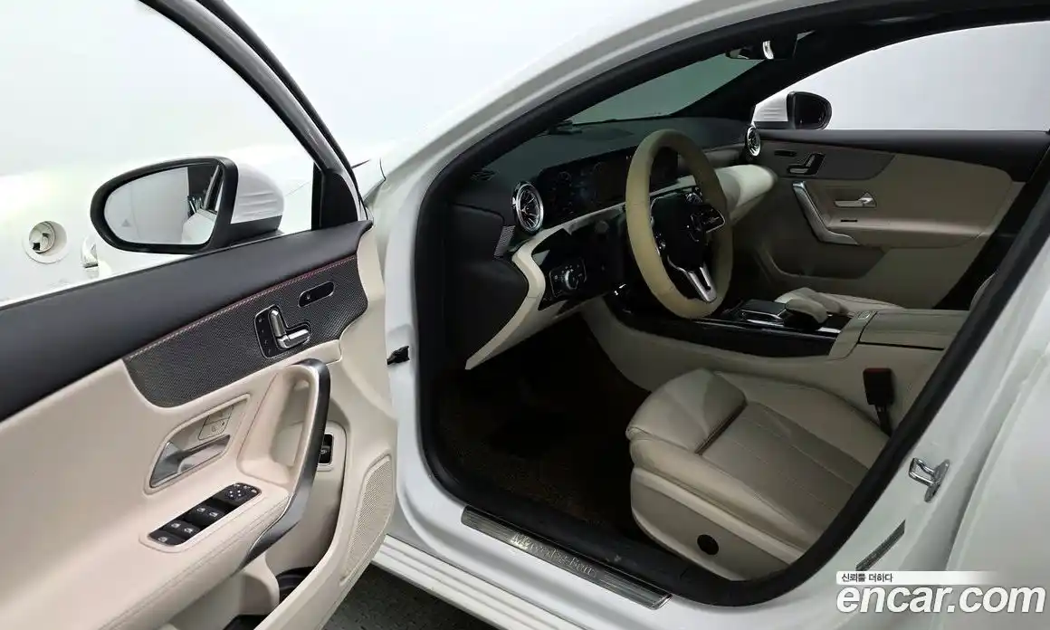Mercedes-Benz A-Class 2022 2.0 гидро в Москве № 178367, фото 9