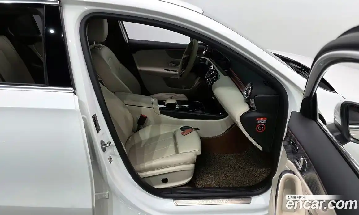 Mercedes-Benz A-Class 2022 2.0 гидро в Москве № 178367, фото 10