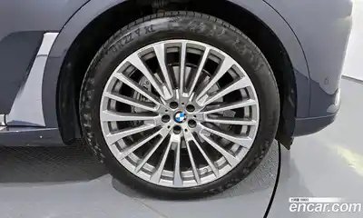 BMW X7 2022 3.0 гидро в Москве № 189438, миниатюра 5