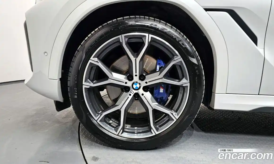 BMW X6 2022 3.0 гидро в Москве № 189537, фото 5