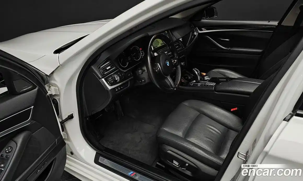 BMW 5-Series 2016 3.0 гидро в Москве № 192970, фото 11