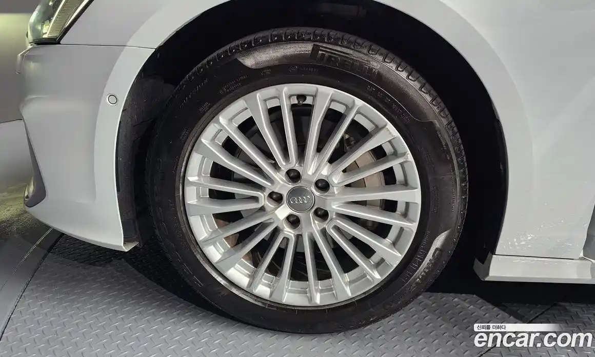 Audi A6 2021 2.0 гидро, фото 5