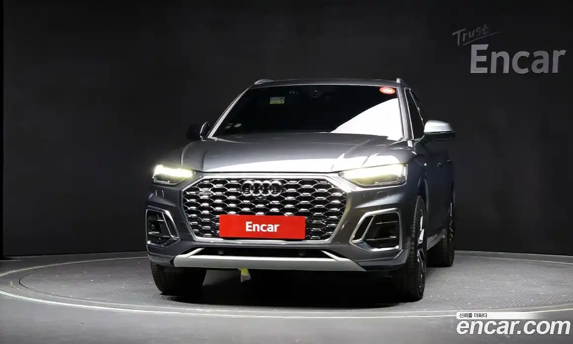 Audi Q5 2023 2.0 гидро в Москве № 196255, фото 3