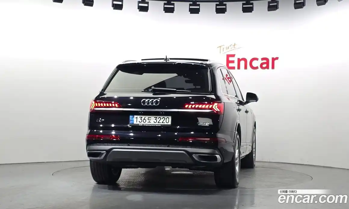 Audi Q7 2021 3.0 гидро в Москве № 196501, фото 4