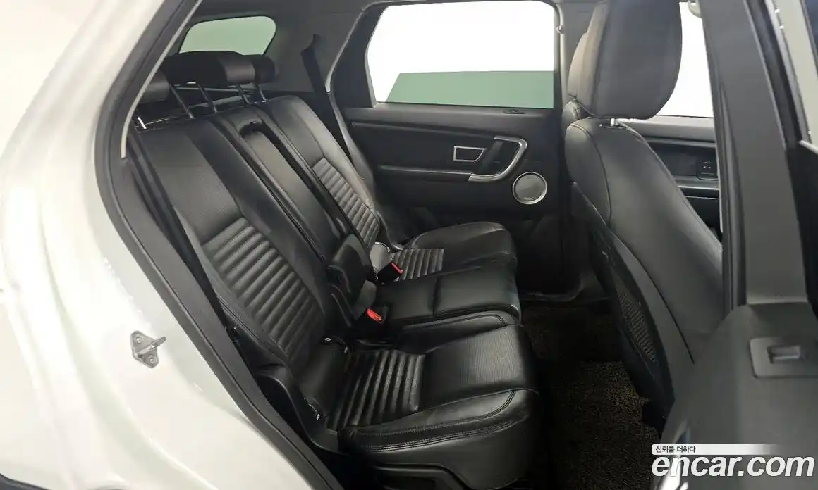 Land Rover Discovery Sport 2016 2.0 гидро в Москве № 198261, фото 12