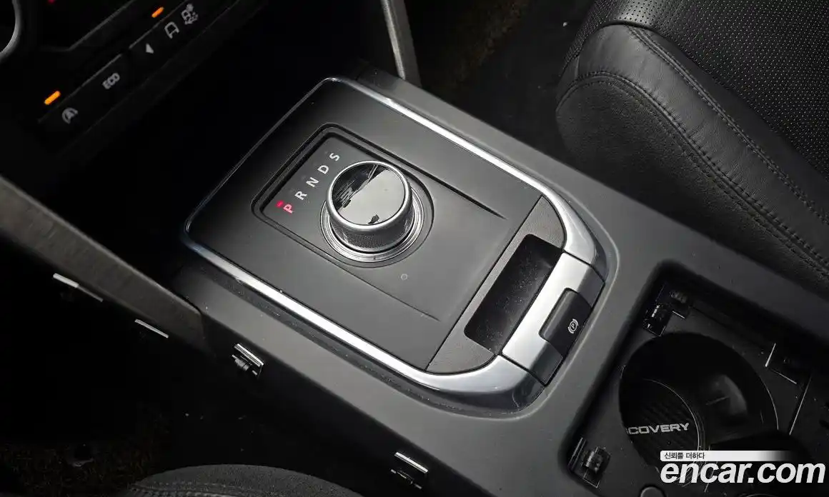 Land Rover Discovery Sport 2016 2.0 гидро в Москве № 198261, фото 9