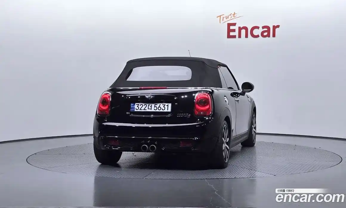 Mini Cooper Convertible 2017 2.0 гидро в Москве № 198367, фото 20