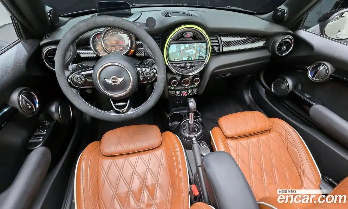Mini Cooper Convertible 2017 2.0 гидро в Москве № 198367, фото 7