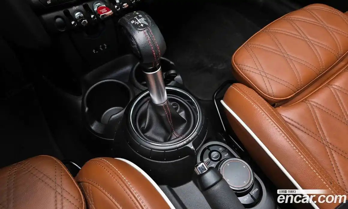 Mini Cooper Convertible 2017 2.0 гидро в Москве № 198367, фото 9