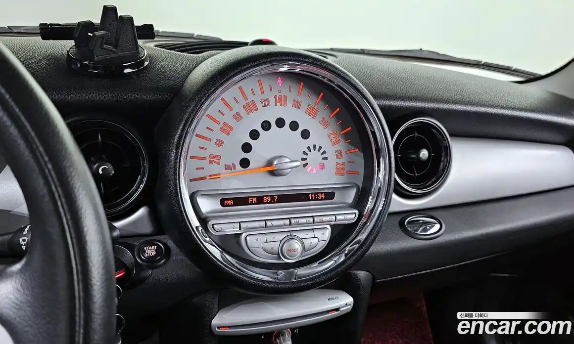 Mini Cooper 2010 1.6 гидро в Москве № 198452, фото 15