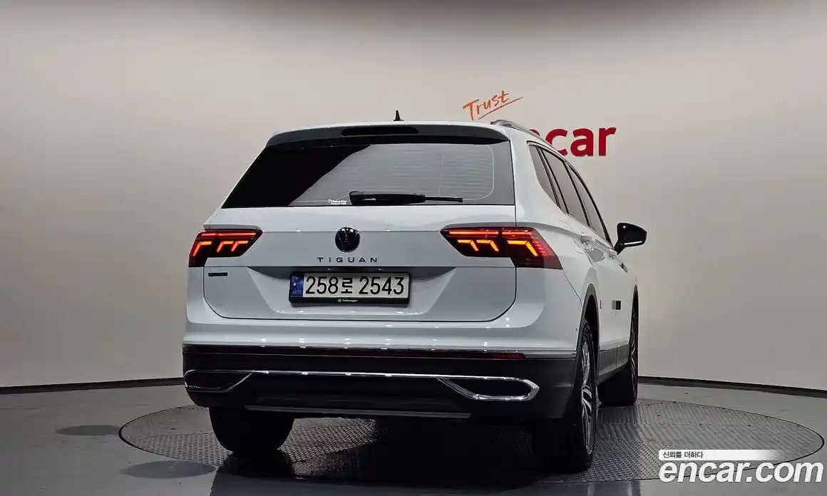Volkswagen Tiguan 2024 2.0 гидро в Москве № 198999, фото 4