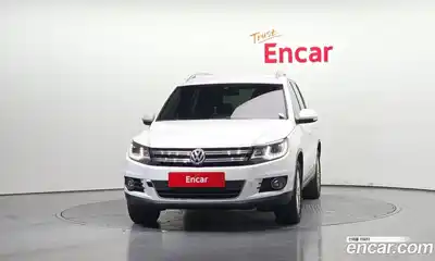 Volkswagen Tiguan 2015 2.0 гидро в Москве № 199285, миниатюра 3