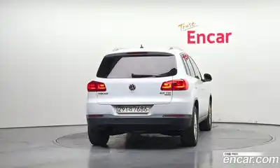 Volkswagen Tiguan 2015 2.0 гидро в Москве № 199285, миниатюра 4