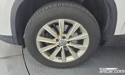 Volkswagen Tiguan 2015 2.0 гидро в Москве № 199285, миниатюра 5