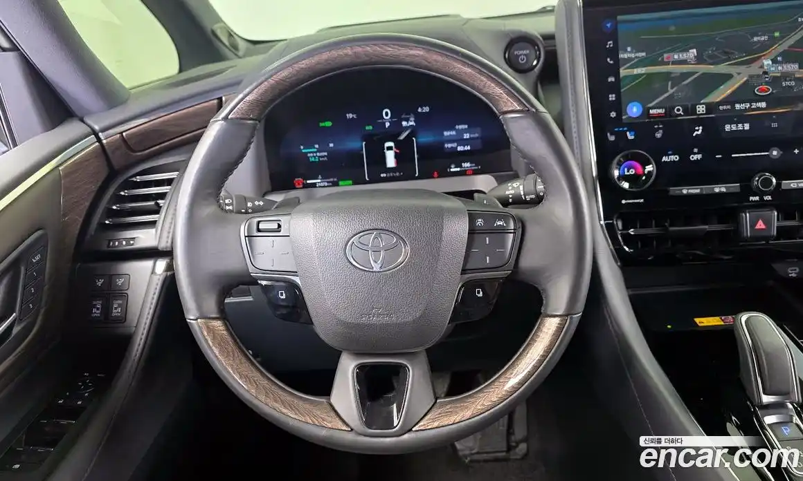 Toyota Alphard 2023 2.5 гидро в Москве № 199577, фото 13