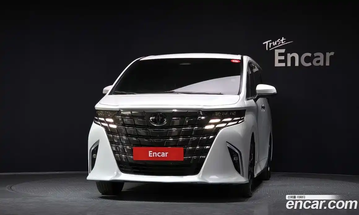 Toyota Alphard 2023 2.5 гидро в Москве № 199577, фото 3