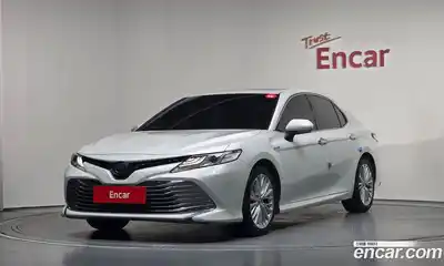 Toyota Camry, 2019
