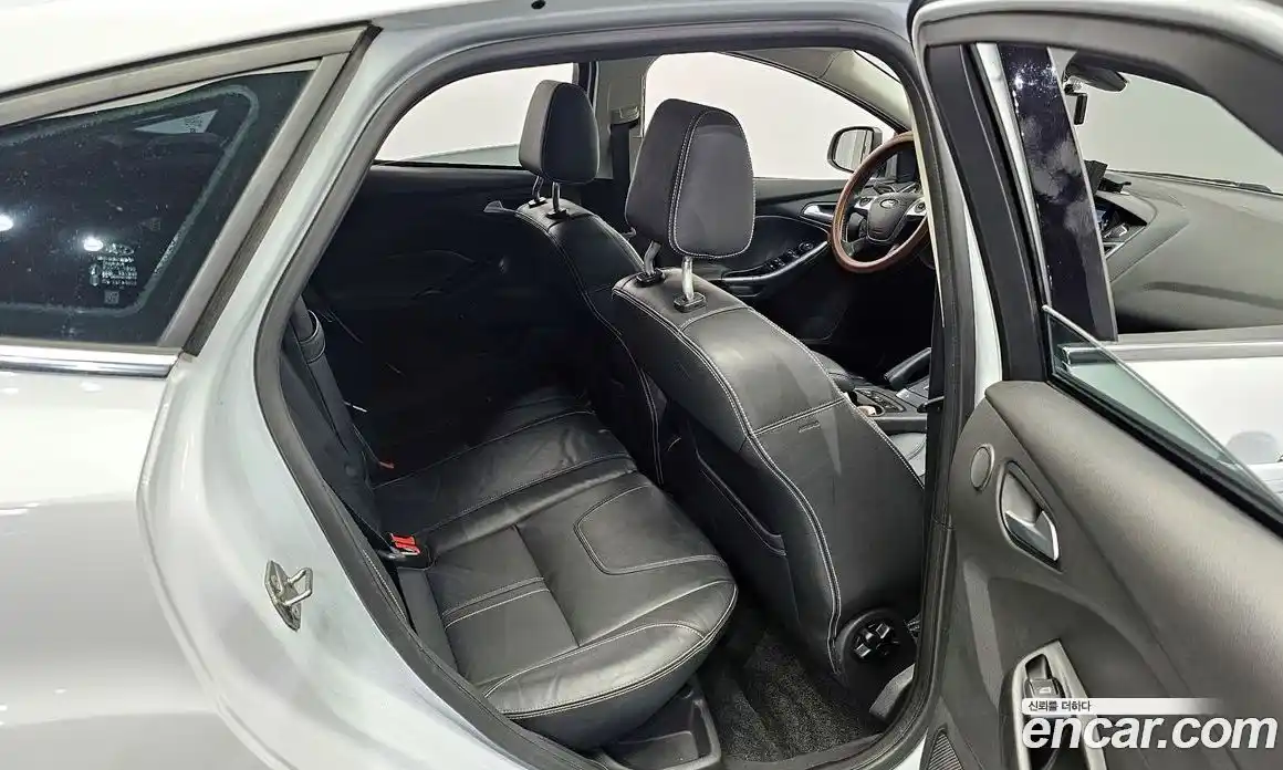 Ford Focus 2015 2.0 гидро в Москве № 199733, фото 12