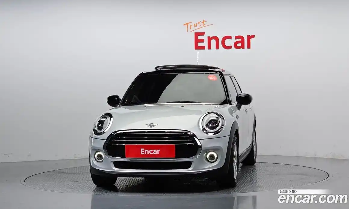 Mini Cooper 2020 1.5 гидро в Москве № 200101, фото 3
