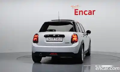 Mini Cooper 2020 1.5 гидро в Москве № 200101, миниатюра 4