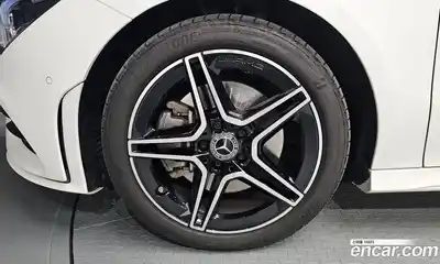 Mercedes-Benz CLA-Class 2023 2.0 гидро в Москве № 205751, миниатюра 5