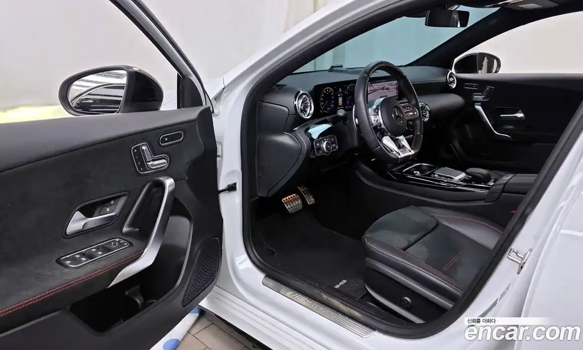 Mercedes-Benz A-Class 2022 2.0 гидро в Москве № 206288, фото 10