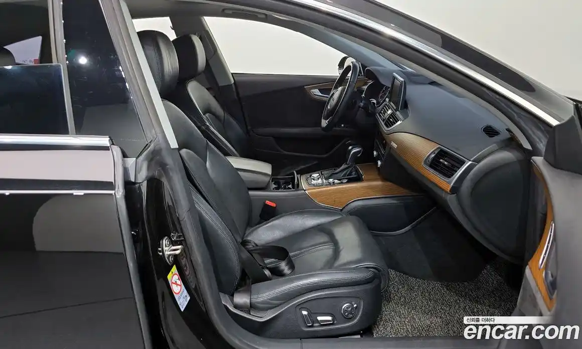 Audi A7 2015 3.0 гидро в Москве № 212583, фото 11